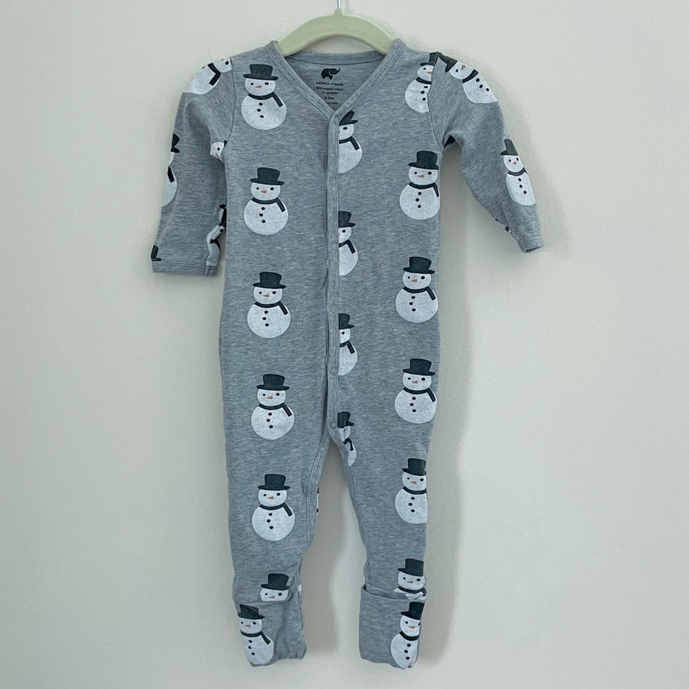 Monica + Andy snowman on the go one-piece. Size 6-9 months